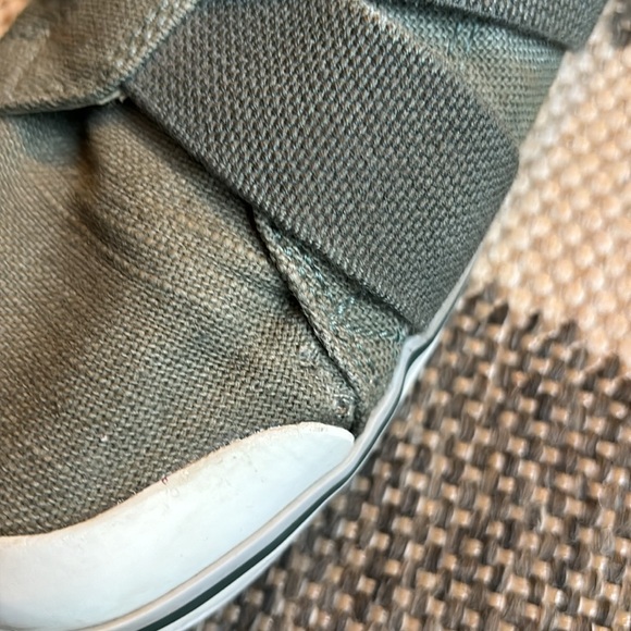 Keen Women’s Elsa Gore Slip On, Green - Picture 9 of 10